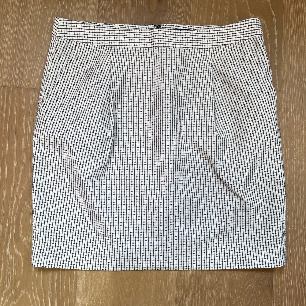 Gap Black and White Plaid Skirt - Size 8